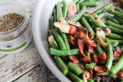 Skillet Green Beans with Mushrooms and Bacon